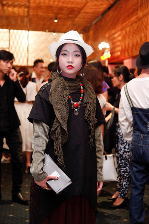 Những bộ cánh "thảm họa" tại các show thời trang Việt ảnh 3 thoi trang tham hoa phunutoday3