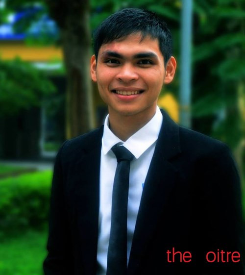 Là một người hoạt động đoàn xuất sắc,chàng thanh niên cũng thường xuyên đi tình nguyện ở những nơi vùng sâu,vùng xa của tỉnh Thừa Thiên Huế. Trong lần tham gia vào chương trình “áo ấm mùa đông” năm 2015 nhìn những người nghèo có chiếc áo ấm để mặc bản thân Công Sáng thấy xúc động và vui mừng vì đã đóng góp công sức để mang tới niềm vui cho người nghèo.