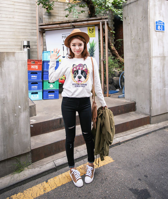 Gợi ý mặc đẹp xuống phố ngày thời tiết “ẩm ương“ ảnh 5 Gợi ý mặc đẹp xuống phố ngày thời tiết “ẩm ương“ ảnh 5