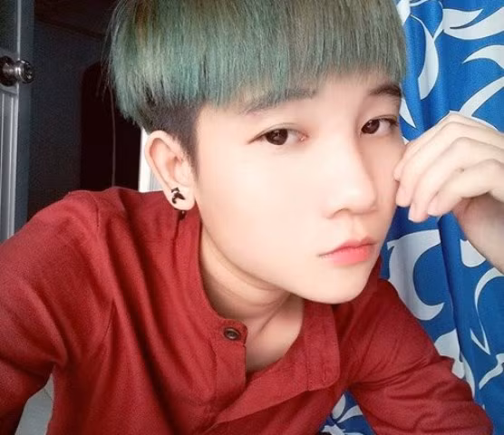 Cô thợ tóc điển trai như ca sĩ Sơn Tùng M-TP