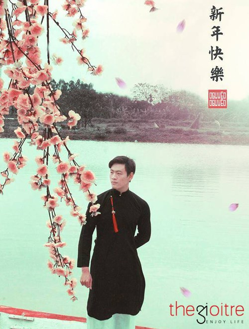 Nguyễn Huy Nguyên- ông đồ trẻ điển trai, sành điệu viết thư pháp đẹp như in ở ĐH Mở.