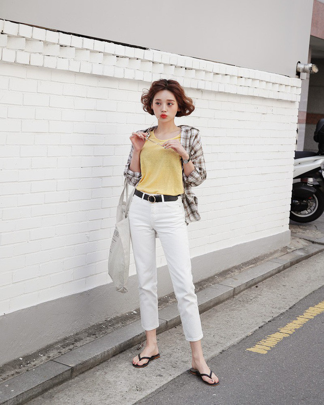 Cách mix đồ với quần trắng giúp bạn gái sang chảnh ở mọi nơi ảnh 7 quan-trang-4