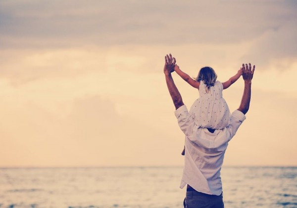 Xúc động trước câu chuyện cô gái chấp nhận hi sinh khi biết chồng là người đồng tính