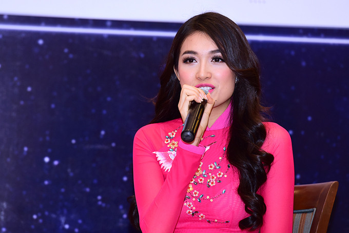 Phạm Hương từng trầm cảm, giam mình trong bóng tối vì gặp thất bại ảnh 5 pham-huong-tung-tram-cam-giam-minh-trong-bong-toi-vi-gap-that-bai-5