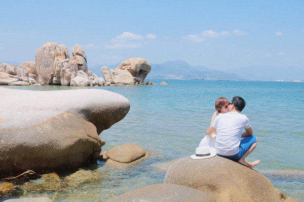 Chuyện tình yêu ly kỳ của cặp đôi yêu lại từ đầu sau 4 năm "gián đoạn" bởi người thứ ba ảnh 2