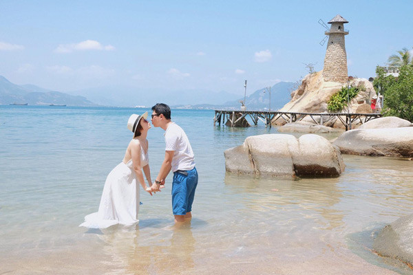 Chuyện tình yêu ly kỳ của cặp đôi yêu lại từ đầu sau 4 năm "gián đoạn" bởi người thứ ba ảnh 1