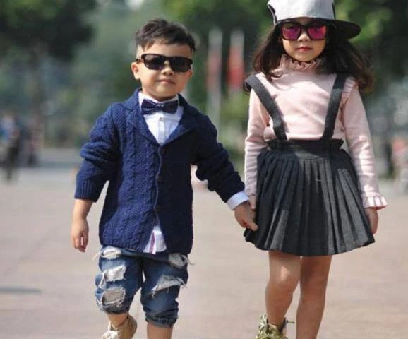 Mới 5 tuổi, cô bé Hà Thành này đã thể hiện mình là một fashionista thực thụ