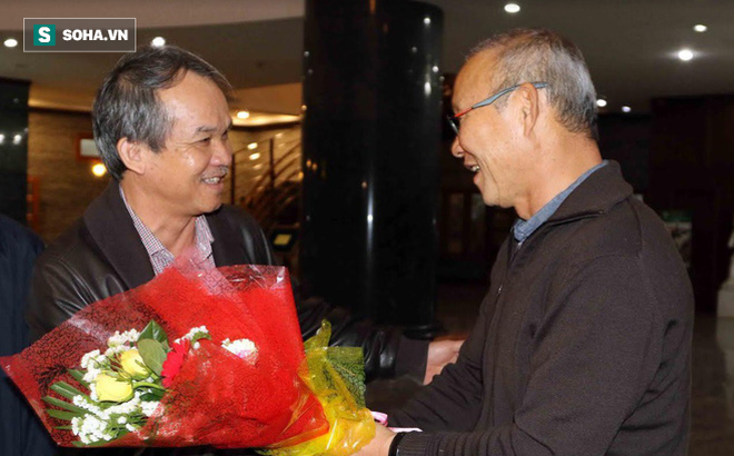 HLV Park Hang-seo là người trọng tình nghĩa và có mối quan hệ đặc biệt với bầu Đức HLV Park Hang-seo là người trọng tình nghĩa và có mối quan hệ đặc biệt với bầu Đức