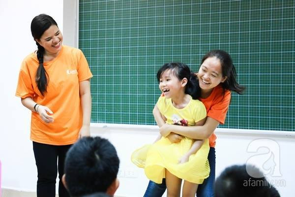 Dạy trẻ về pháp luật, chủ động tự vệ là việc làm cần thiết giúp trẻ tự tin phản biện hay phản kháng trong trường hợp cần thiết Dạy trẻ về pháp luật, chủ động tự vệ là việc làm cần thiết giúp trẻ tự tin phản biện hay phản kháng trong trường hợp cần thiết