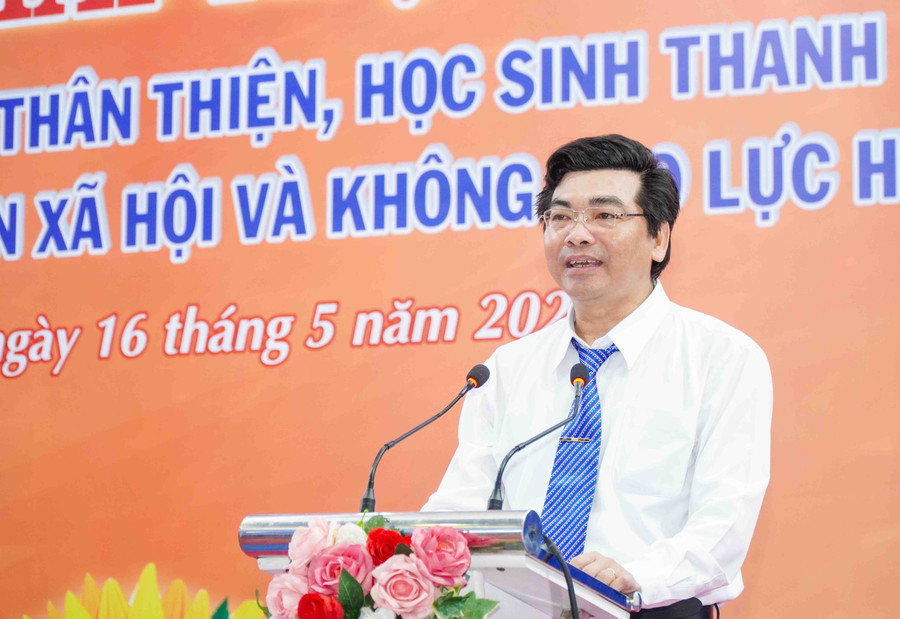 Ông Trần Thanh Bình, Giám đốc Sở GD&ĐT TP Cần Thơ phát biểu tại lễ ra mắt mô hình.