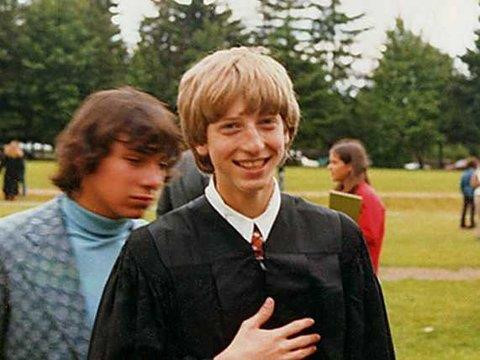 Bill Gates thời còn trung học đã được tự do phát triển bản thân và làm quen với máy tính. Ảnh: Scape TV. Day la cach nuoi day thien tai cua cha me Bill Gates hinh anh 2