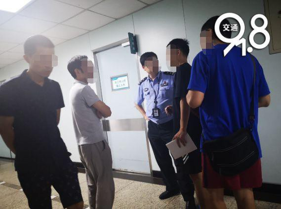 Vợ chết, chồng nguy kịch vì thấy món quen thuộc này đã hỏng nhưng vẫn tiếc rẻ ăn thật nhiều - Ảnh 2. Vợ chết, chồng nguy kịch vì thấy món quen thuộc này đã hỏng nhưng vẫn tiếc rẻ ăn thật nhiều - Ảnh 2.