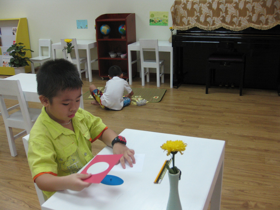 Tạo cho trẻ tính tự lập khi bước vào học phổ thông