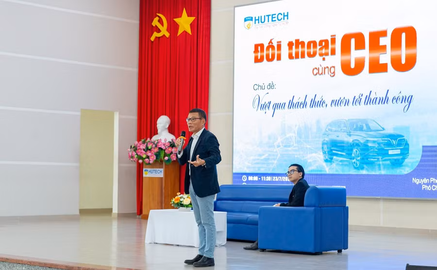 Hơn 1.500 sinh viên HUTECH đối thoại với CEO đến từ Tập đoàn Vingroup