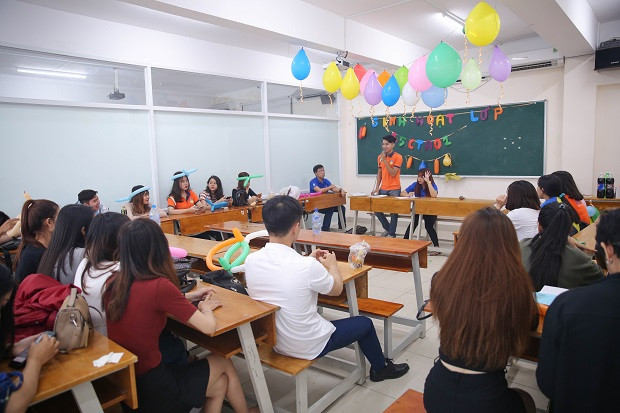 Những buổi sinh hoạt đầu học kỳ rất có lợi cho tân sinh viên Những buổi sinh hoạt đầu học kỳ rất có lợi cho tân sinh viên