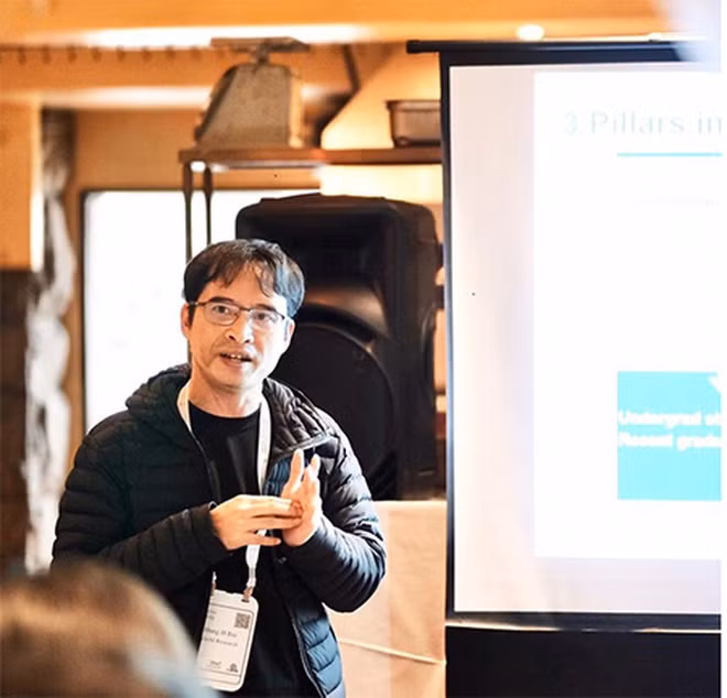 VinAI công bố nghiên cứu khoa học tại hội nghị số 1 thế giới về trí tuệ nhân tạo – NeurIPS 2019 - Ảnh 1.