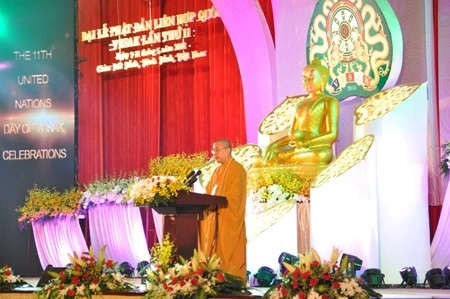 Rực rỡ cờ hoa Đại lễ Phật đản Liên Hiệp Quốc Vesak 2014