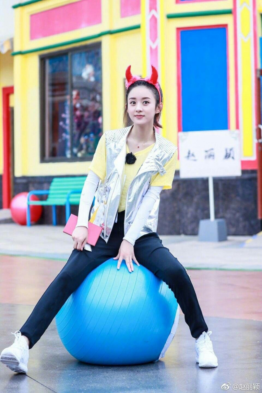 Cách lấy lại vóc dáng mi nhon, không chút mỡ thừa của bà mẹ 1 con Triệu Lệ Dĩnh ảnh 4 che-do-an-kieng-giam-can-cua-trieu-le-dinh-phunutoday-04