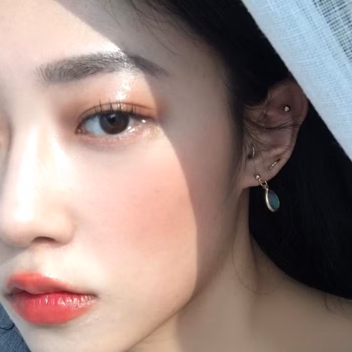 5 Tuyệt kỹ đánh son của gái Hàn cho kết quả đẹp mỹ mãn, đôi môi sương sương mờ ảo như tô màu nước vậy