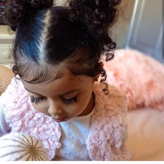 Cô bé lông mi dài hơn cả búp bê, thiên thần cũng chỉ có thể đẹp đến vậy 2