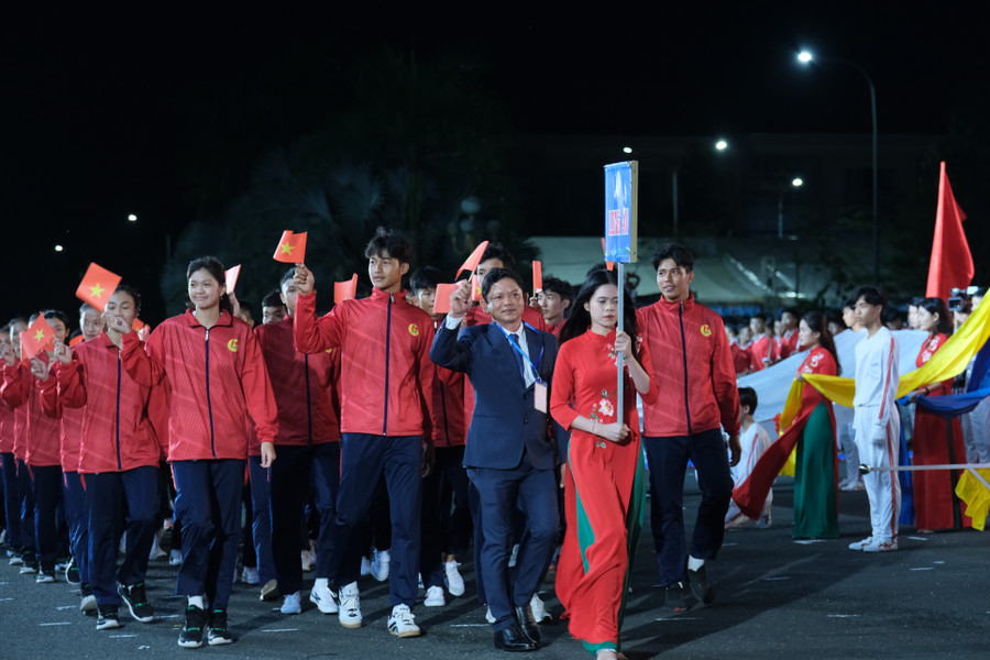 Các đoàn diễu hành tham gia đại hội. Các đoàn diễu hành tham gia đại hội.