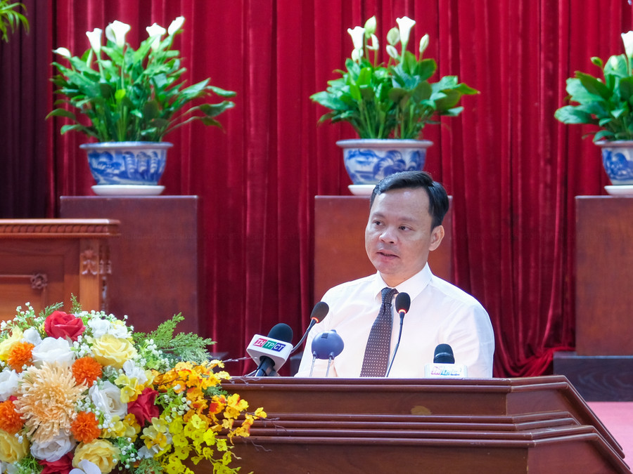 Lãnh đạo Sở Y tế Cần Thơ nêu nguyên nhân thiếu thuốc, vật tư y tế. Lãnh đạo Sở Y tế Cần Thơ nêu nguyên nhân thiếu thuốc, vật tư y tế.