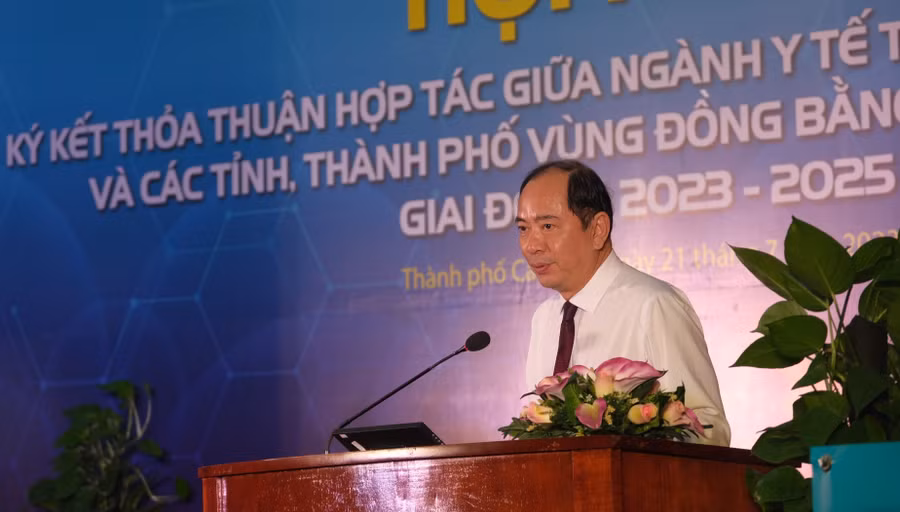 Ông Tăng Chí Thượng, Giám đốc Sở Y tế TPHCM phát biểu tại Hội nghị.