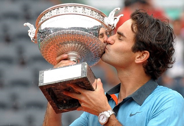 Hình ảnh Roger Federer vô địch Pháp mở rộng năm 2009 Hình ảnh Roger Federer vô địch Pháp mở rộng năm 2009