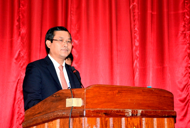 Thứ trưởng Bộ GD&ĐT Nguyễn Văn Phúc phát biểu tại diễn đàn Thứ trưởng Bộ GD&ĐT Nguyễn Văn Phúc phát biểu tại diễn đàn