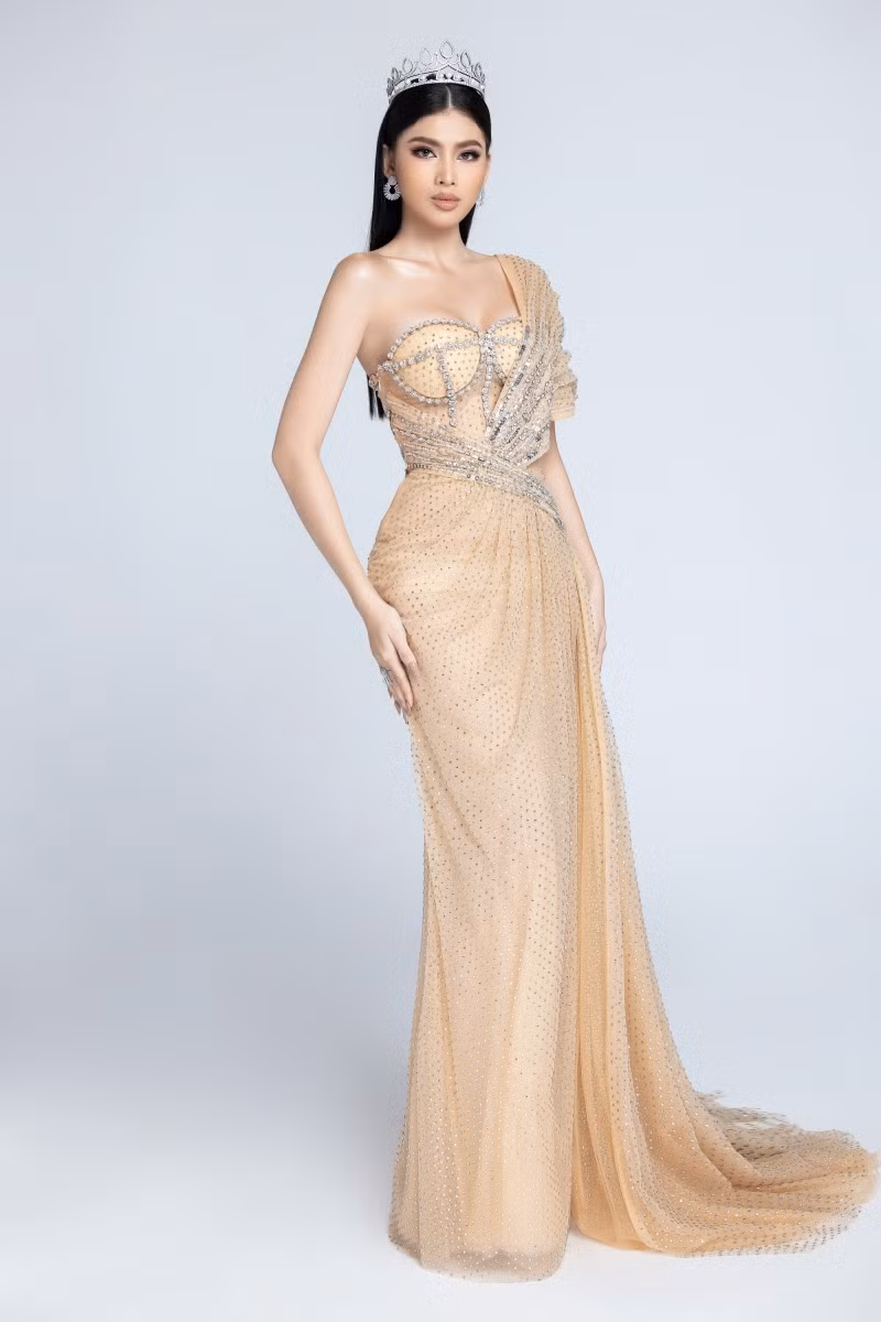 Dàn hậu đồng loạt cổ vũ cho Á hậu Ngọc Thảo trước đêm Chung kết MGI 2020 ảnh 3