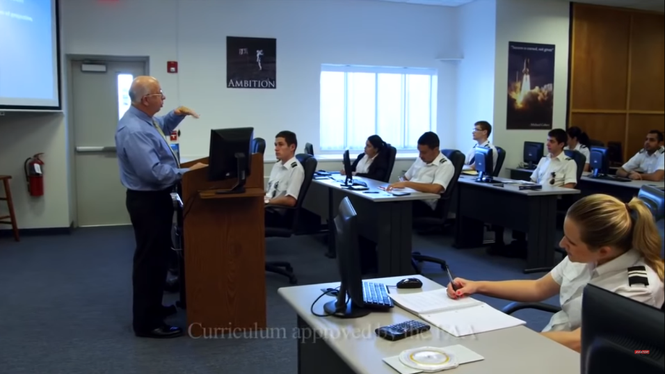 Khám phá trường đào tạo top 20 thế giới tại Mỹ của các học viên phi công VinAvia - ảnh 11