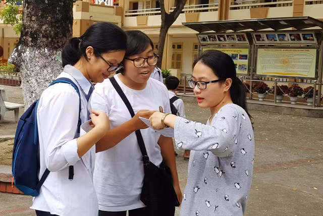 Chấm thi THPT quốc gia tại TPHCM: Chiều 4/7 sẽ chấm xong môn Ngữ Văn