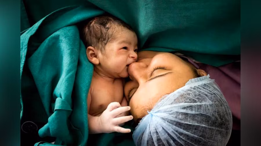 Người lớn sai hết rồi, trẻ em không phải tờ giấy trắng để cha mẹ vẽ thành bức tranh theo ý muốn của mình