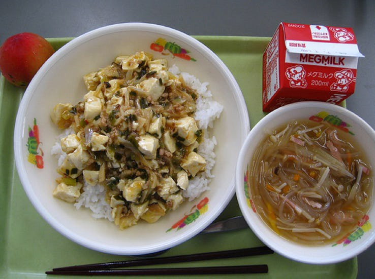 Thực đơn phong phú trong bữa trưa của học sinh ở khắp nơi trên thế giới - Ảnh 4. Thực đơn phong phú trong bữa trưa của học sinh ở khắp nơi trên thế giới - Ảnh 4.