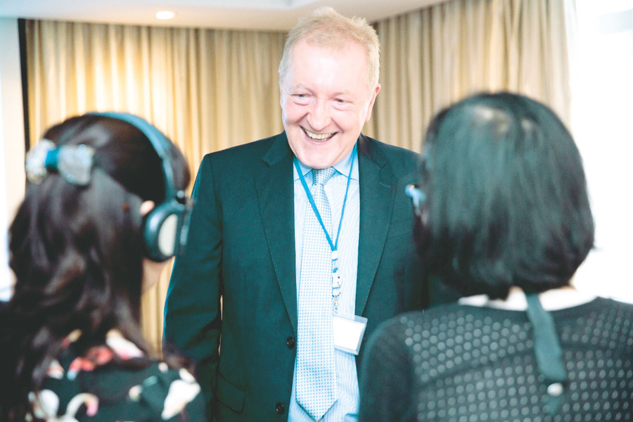 Giáo sư Martin Hayden trong một hội thảo tổ chức tại Việt Nam. Ảnh do Aus4Skill cung cấp Giáo sư Martin Hayden trong một hội thảo tổ chức tại Việt Nam. Ảnh do Aus4Skill cung cấp
