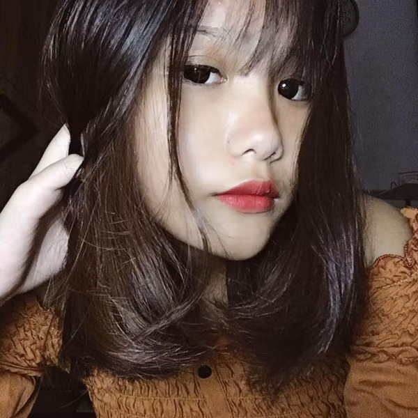 Mới ngày nào còn bé tí, con gái Hiệp Gà giờ đã ra dáng thiếu nữ với nụ cười duyên ơi là duyên