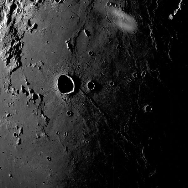 Toàn bộ quá trình lần đầu tiên con người đặt chân lên mặt trăng trong 35 hình ảnh ấn tượng nhất ảnh 27