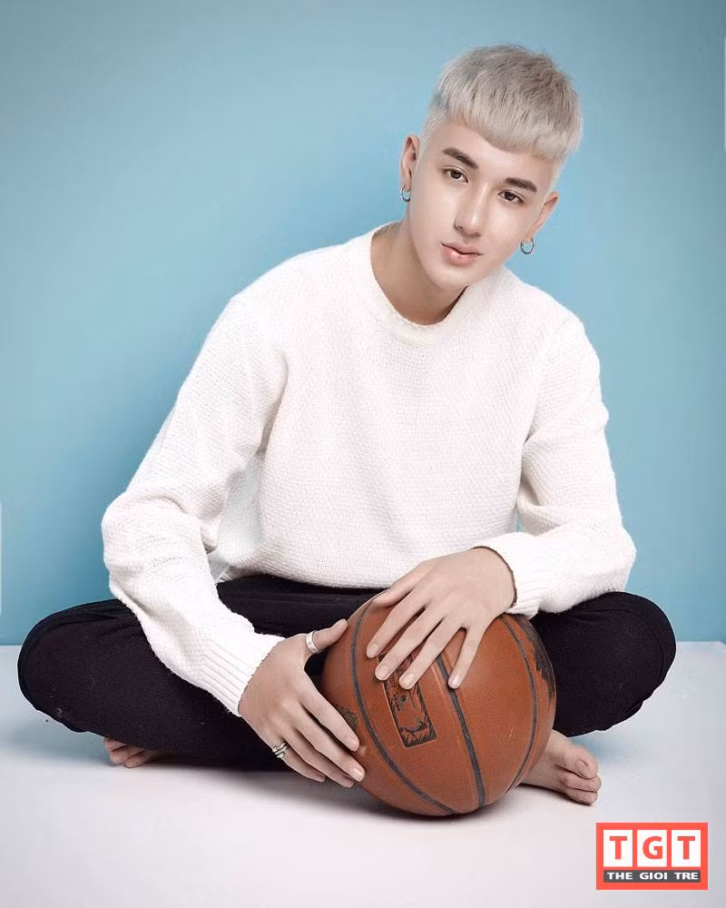 Đẹp trai như tạc tượng, 9x Hà Thành luôn bị nghi ngờ phẫu thuật thẩm mỹ ảnh 2