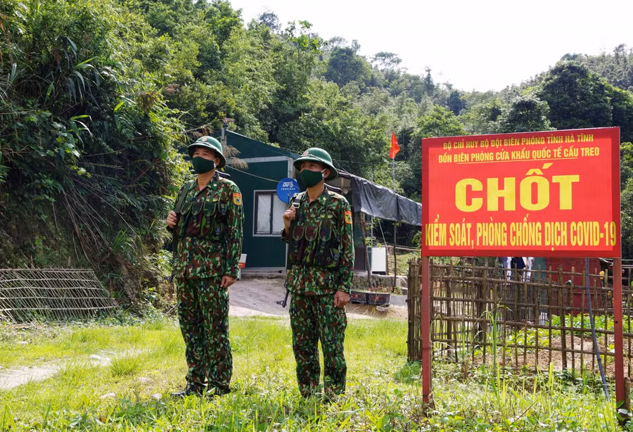 Chốt kiểm soát phòng chống dịch Covid-19 tại biên giới Hà Tĩnh.