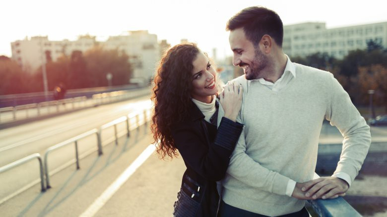 Nếu có thể, hãy ôm nhau ít nhất 8 lần mỗi ngày và đây là những gì bạn nhận được nhiều hơn cả tưởng tượng Nếu có thể, hãy ôm nhau ít nhất 8 lần mỗi ngày và đây là những gì bạn nhận được nhiều hơn cả tưởng tượng - ảnh 5