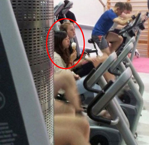 Tập gym nhưng vẫn không bỏ được món yêu thích,