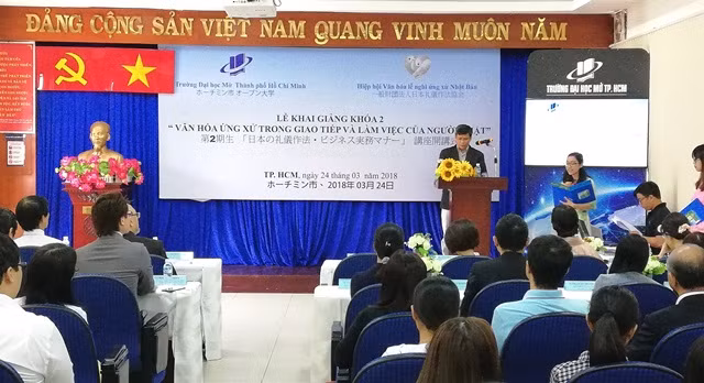 Quang cảnh lễ khai giảng khóa học