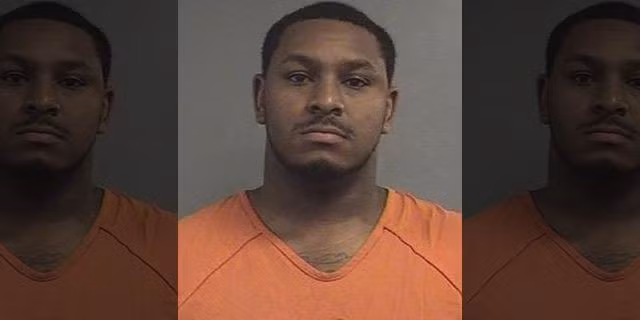 Mỹ: Thua trò chơi điện tử, ông bố tức giận đánh con trai 1 tuổi tử vong - Ảnh 1.