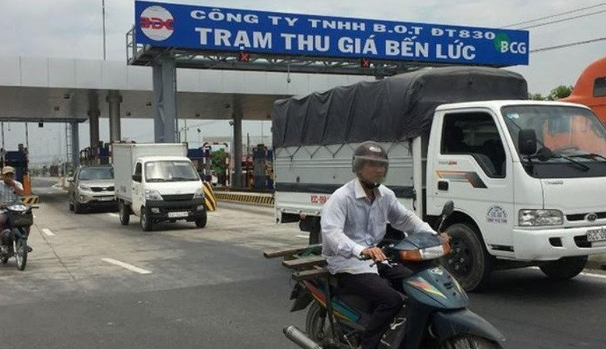 Bộ GTVT muốn gọi trạm thu phí thành "trạm thu tiền"