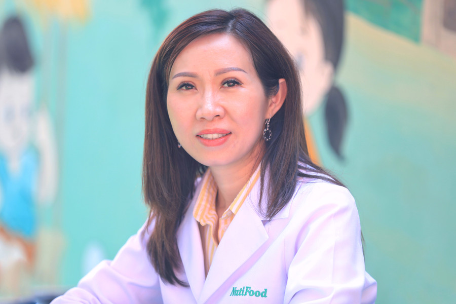 Bác sĩ Trần Thị Lệ, Tổng giám đốc NutiFood cho biết suy dinh dưỡng sẽ ảnh hưởng tới sự phát triển toàn diện của trẻ Bác sĩ Trần Thị Lệ, Tổng giám đốc NutiFood cho biết suy dinh dưỡng sẽ ảnh hưởng tới sự phát triển toàn diện của trẻ