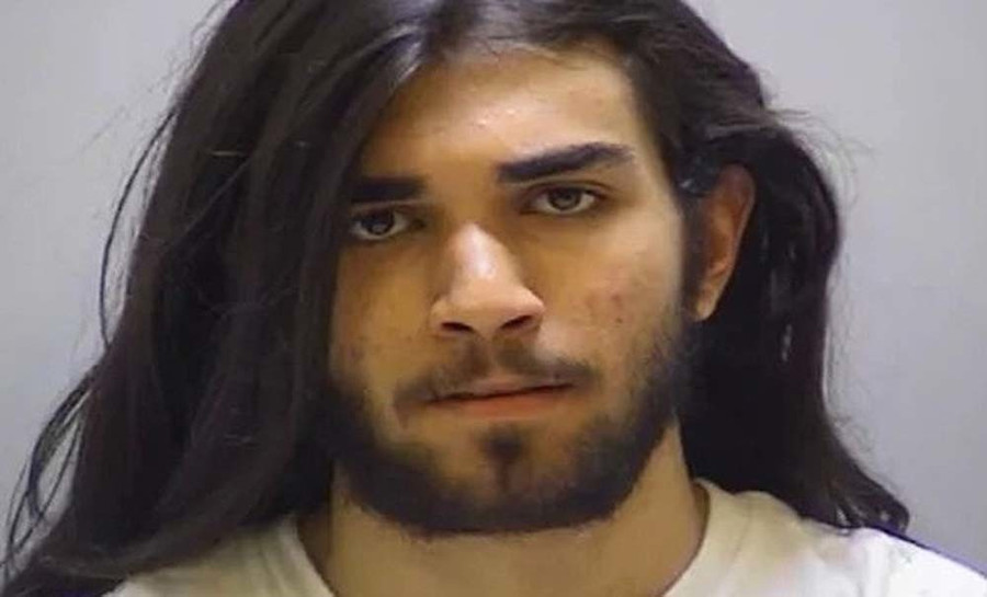 Bà mẹ Mỹ sốc vì người lạ bí mật sống trong phòng con gái 14 tuổi