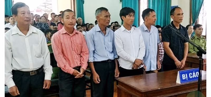 Nhóm người giết Voọc ăn nhậu rồi khoe Facebook lãnh án - ảnh 1