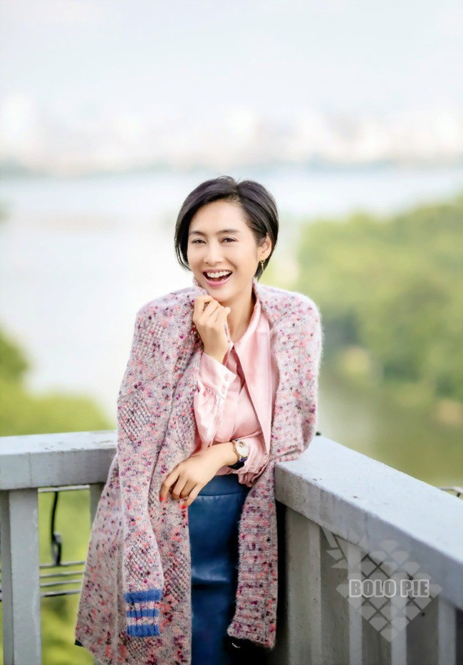 3 ngọc nữ TVB tuổi Hợi: Bước chân vào làng giải trí với con đường đầy hoa và cuộc sống viên mãn ở tuổi U50 - Ảnh 6. 3 ngọc nữ TVB tuổi Hợi: Bước chân vào làng giải trí với con đường đầy hoa và cuộc sống viên mãn ở tuổi U50 - Ảnh 6.