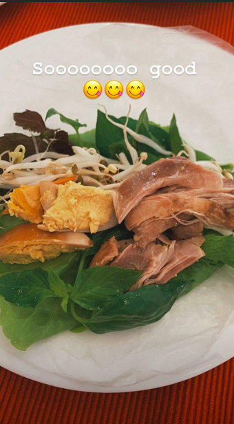 Tăng Thanh Hà khoe mâm cơm Tất niên của nhà giàu, tiết lộ món tủ của chồng - Ảnh 4. Tăng Thanh Hà khoe mâm cơm Tất niên của nhà giàu, tiết lộ món tủ của chồng - Ảnh 4.