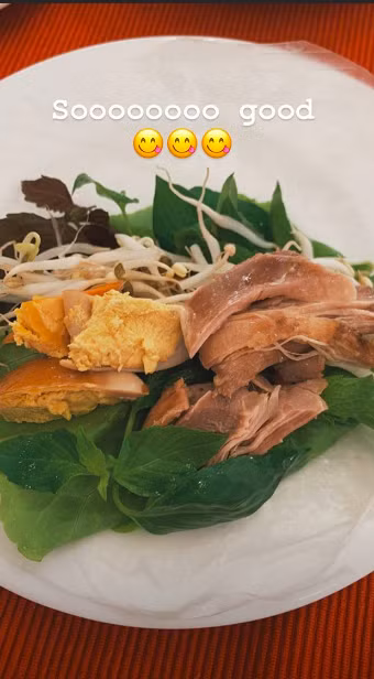 Tăng Thanh Hà khoe mâm cơm Tất niên của nhà giàu, tiết lộ món tủ của chồng - Ảnh 4.